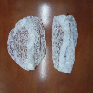 מטפחות תחרה לראש כנר על הגג